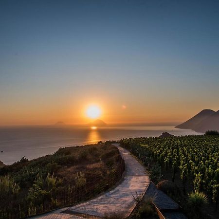 Tenuta Di Castellaro Winery & Resort 利帕里 外观 照片